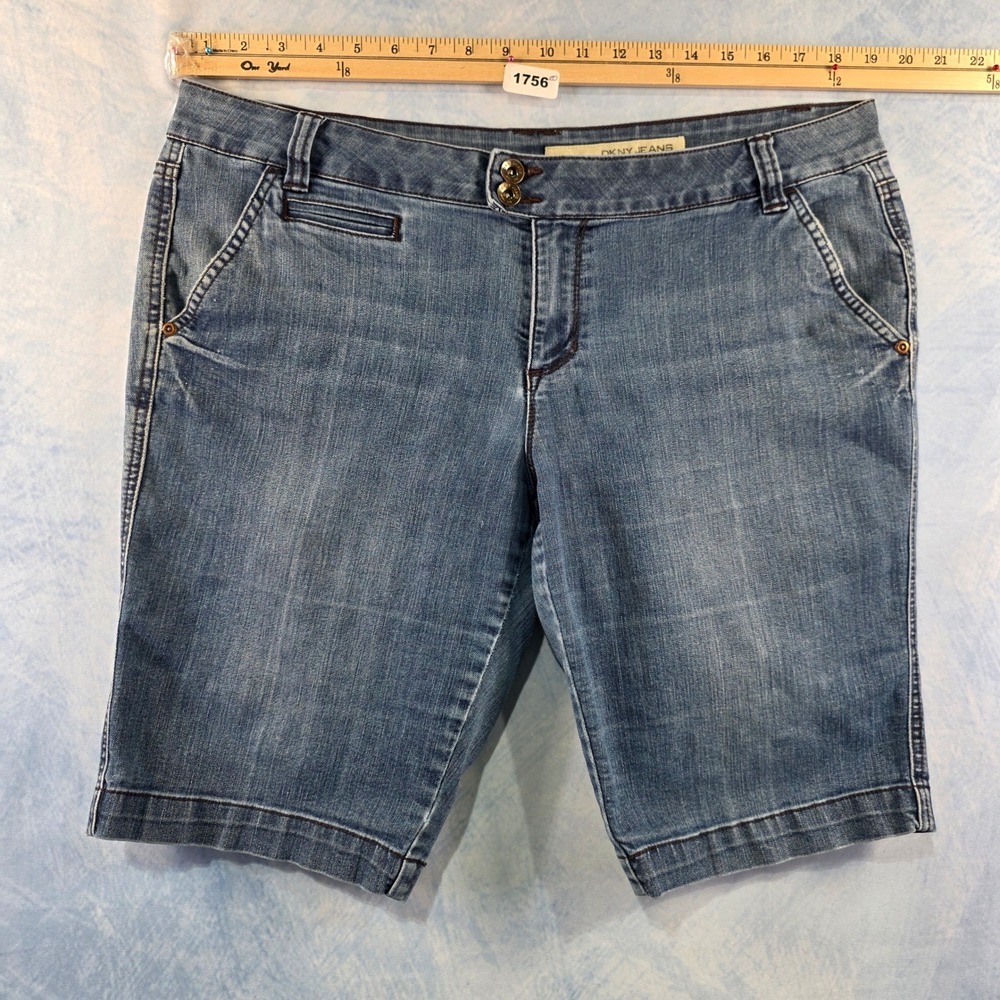 DKNY Jeans Womens Denim Bermuda Shorts‎ Medium Wash Blue Size 14 Double Button